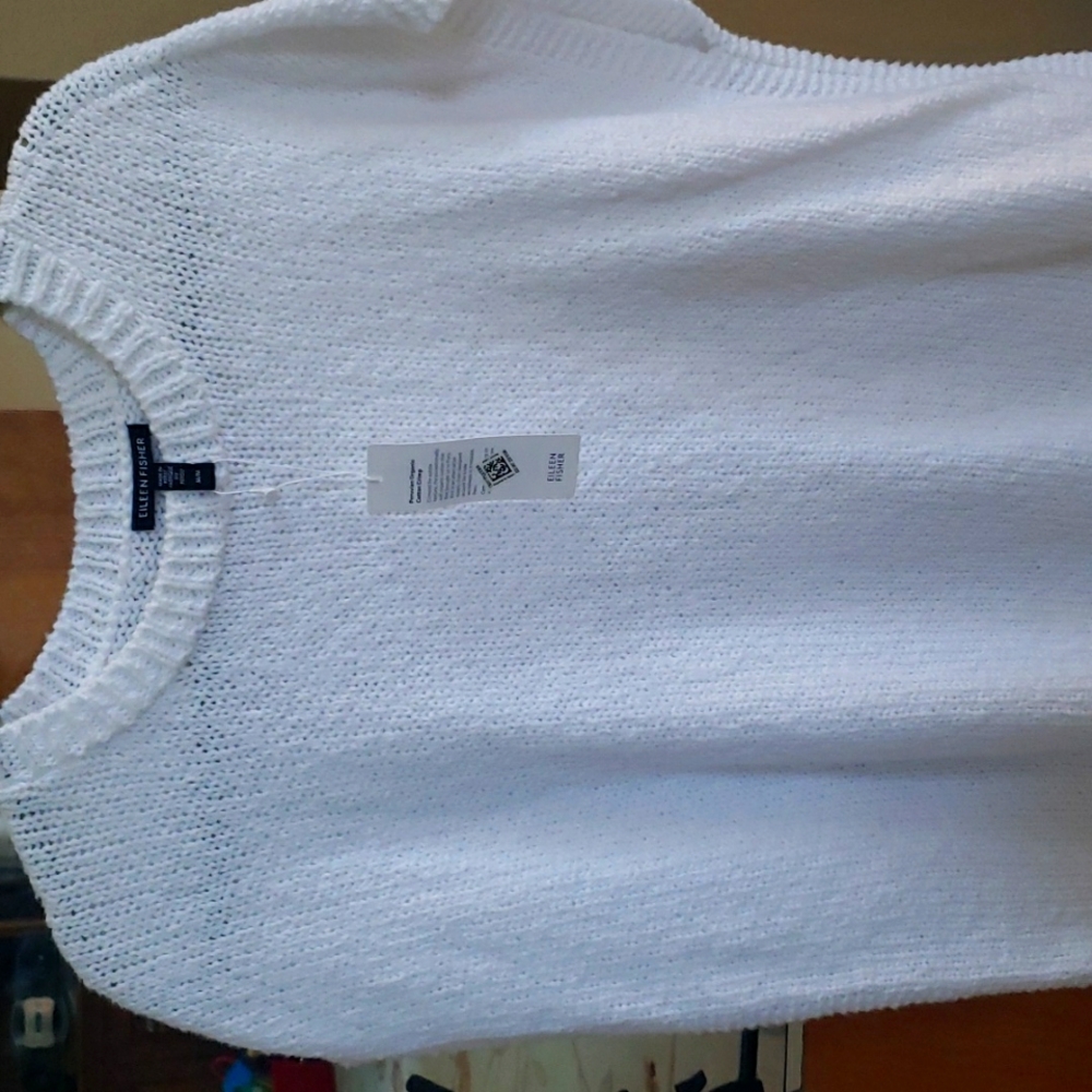 Eileen Fisher crew neck Square top white